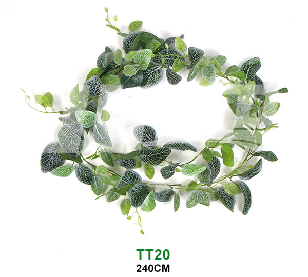 2.4�׷����ٗl�׾W